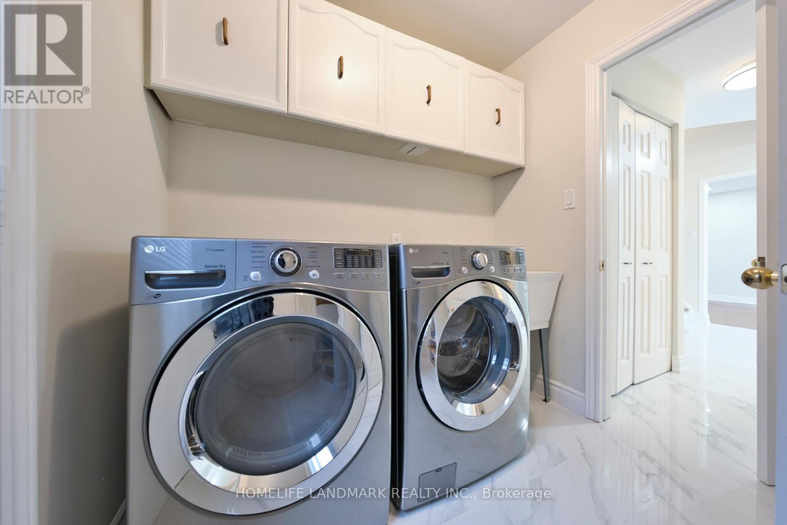 18 Glen Dhu Drive, Whitby, Ontario  L1R 1J5 - Photo 6 - E12588934