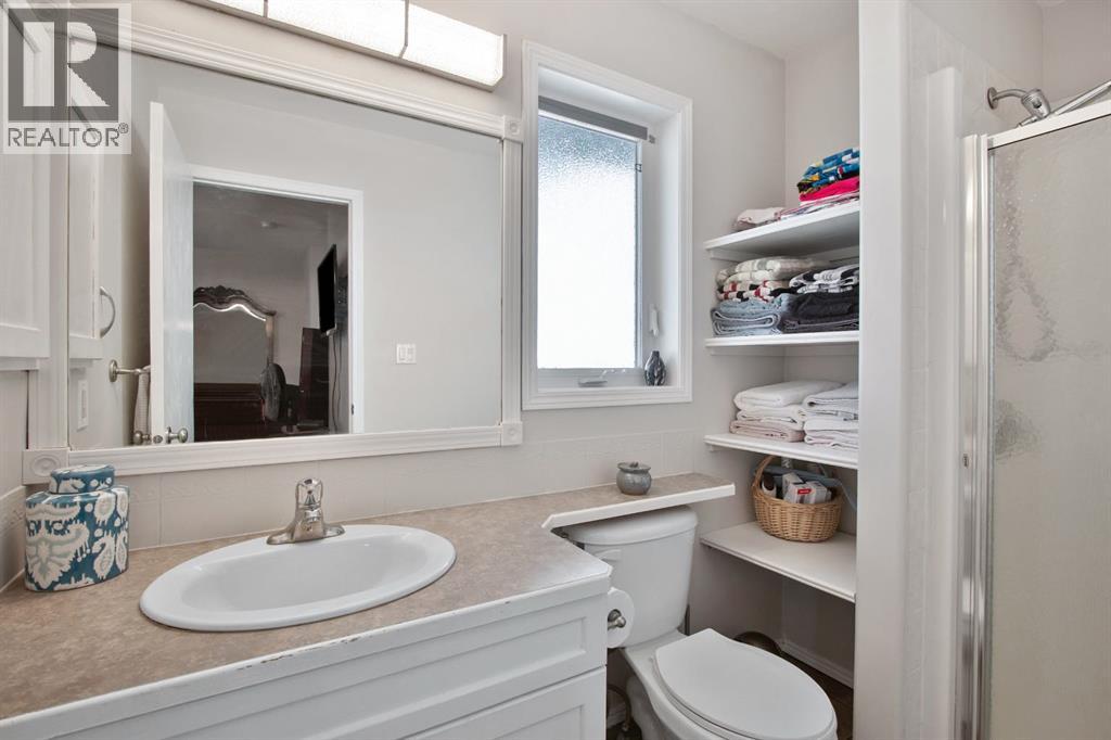 40 Douglas Close, Penhold, Alberta  T0M 1R0 - Photo 19 - A2258351