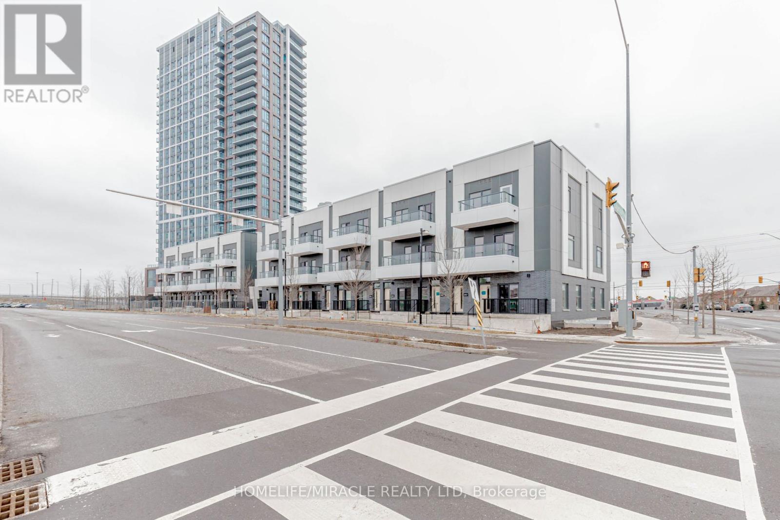 11 - 20 LAGERFELD DRIVE, Brampton, Ontario