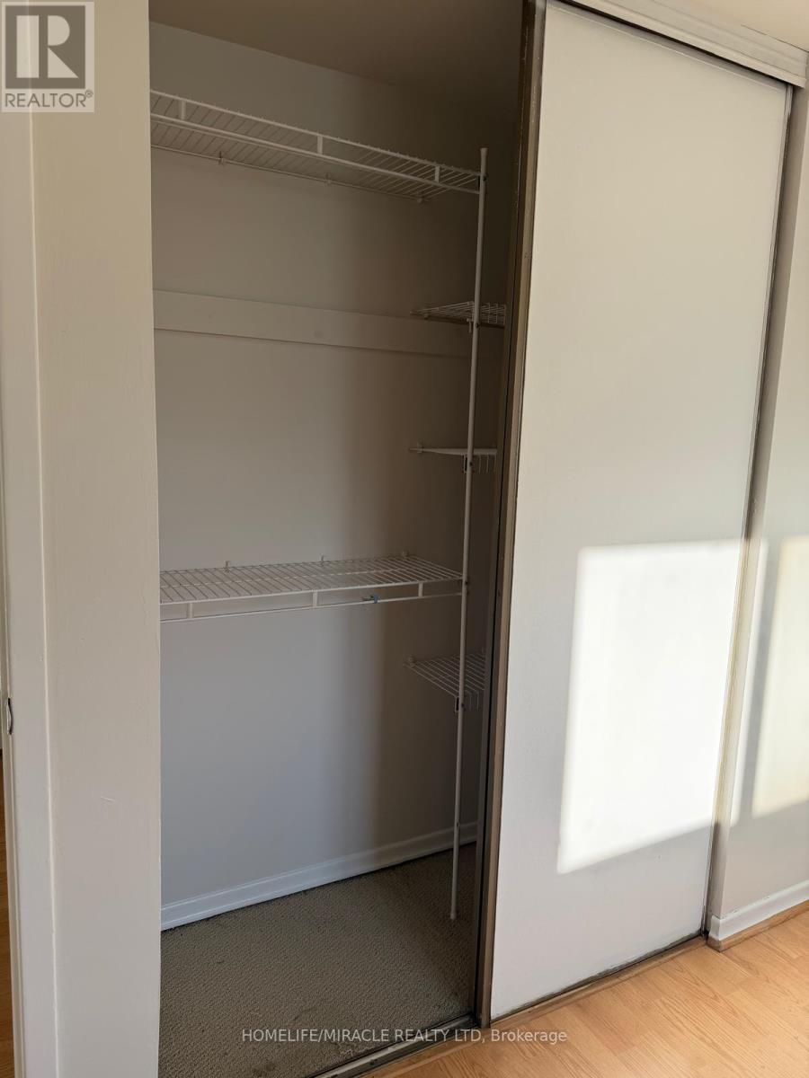 96 Carleton Place, Brampton, Ontario  L6T 3Z4 - Photo 17 - W12576896