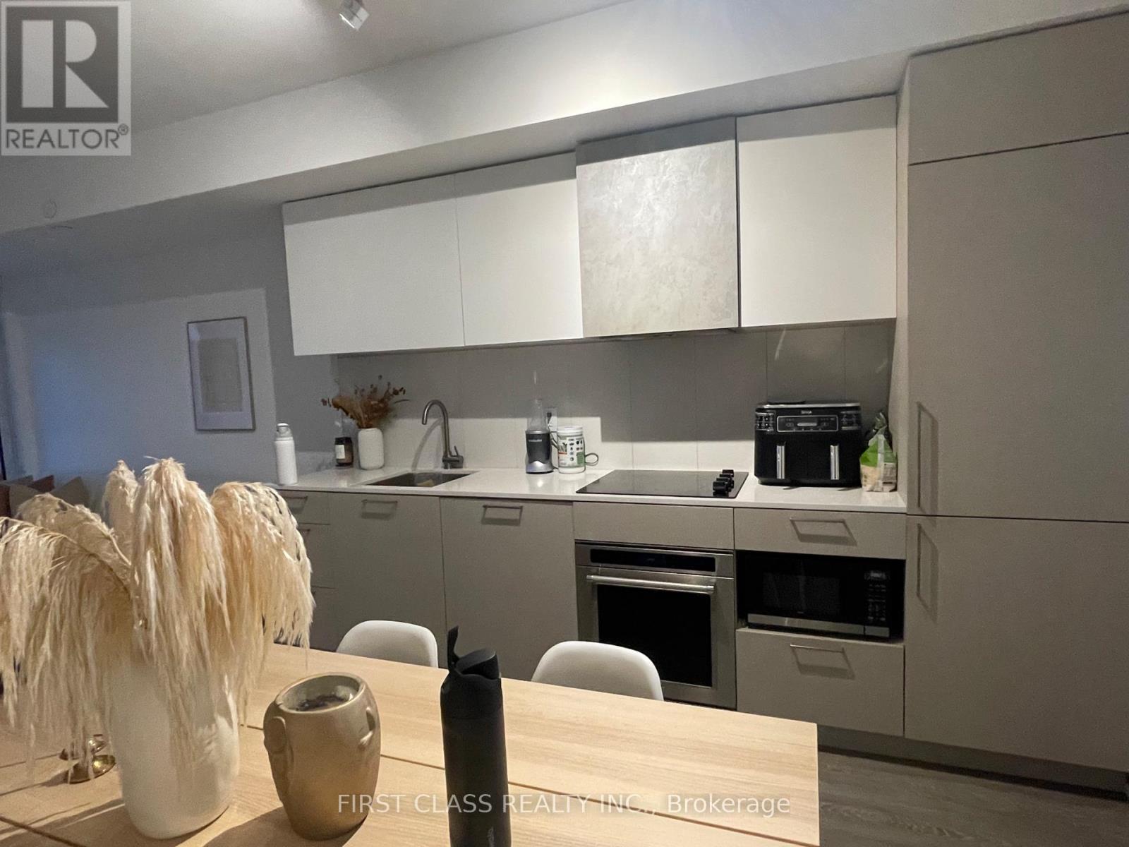 2808 - 19 Western Battery Road, Toronto, Ontario  M6K 3S4 - Photo 3 - C12588944