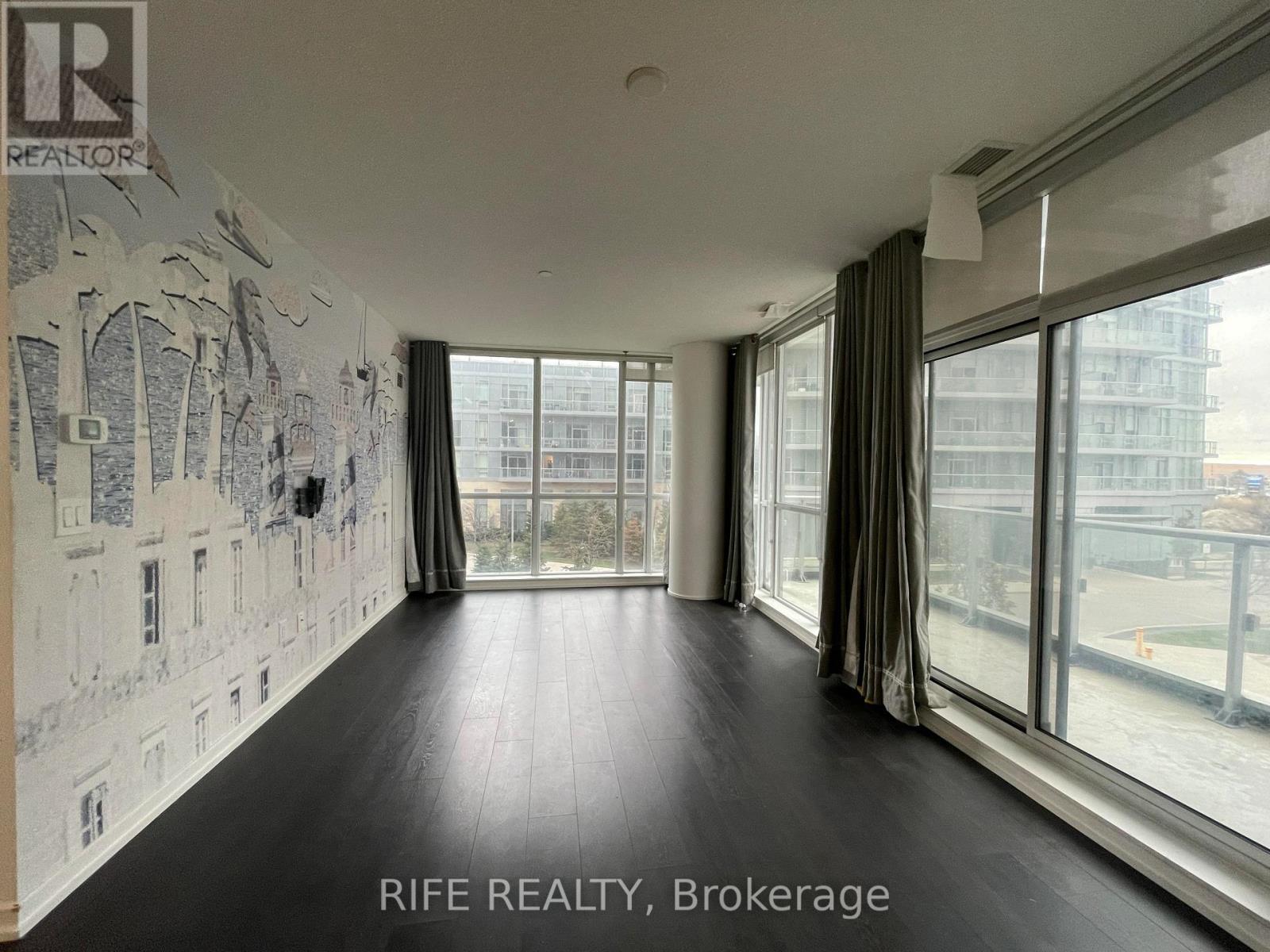 212 - 66 Forest Manor Road, Toronto, Ontario  M2J 0B7 - Photo 7 - C12588950