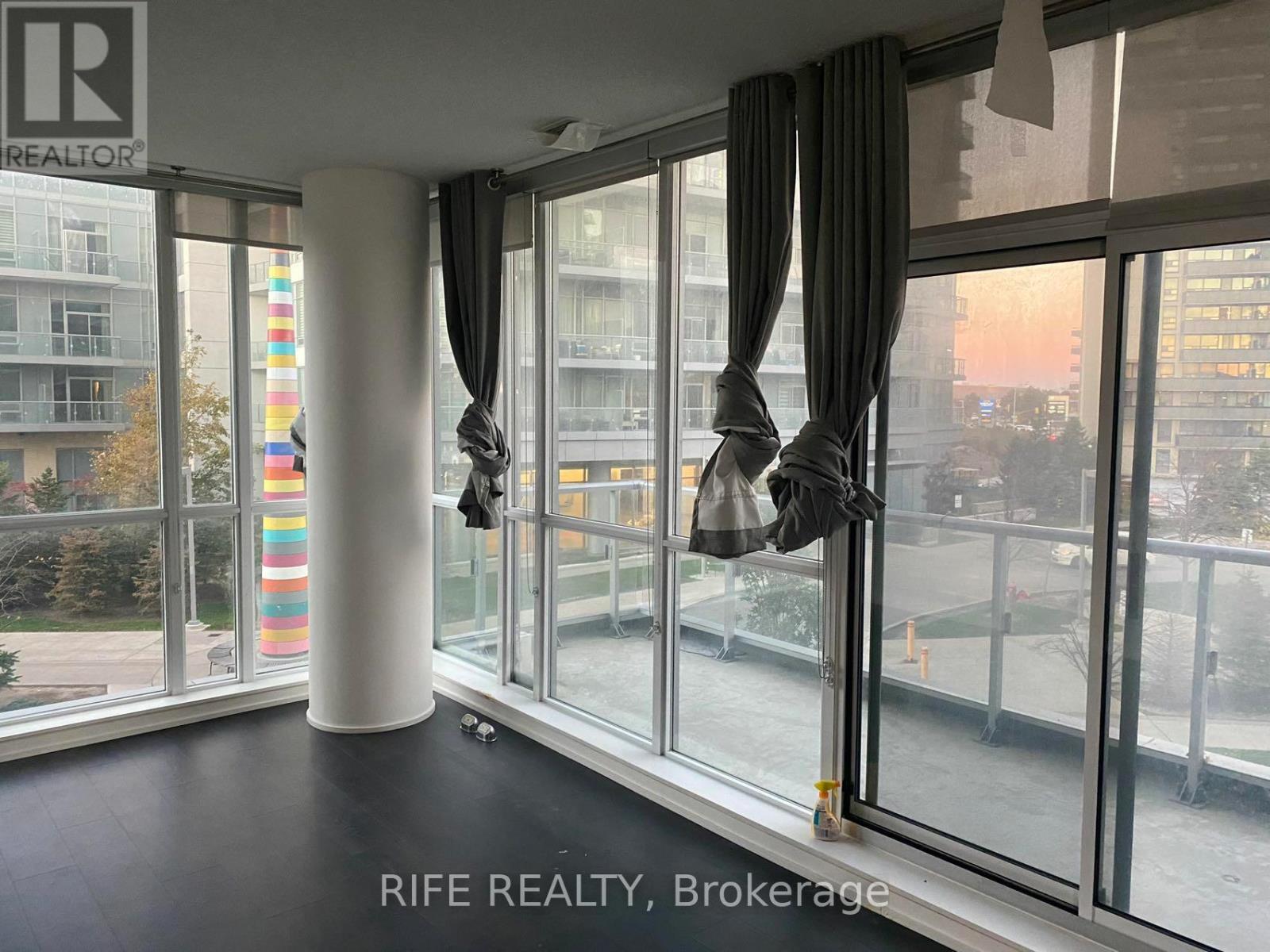 212 - 66 Forest Manor Road, Toronto, Ontario  M2J 0B7 - Photo 9 - C12588950