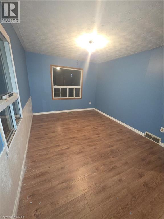 18 Huxley Avenue S Unit# 2, Hamilton, Ontario  L8K 2P6 - Photo 5 - 40791402