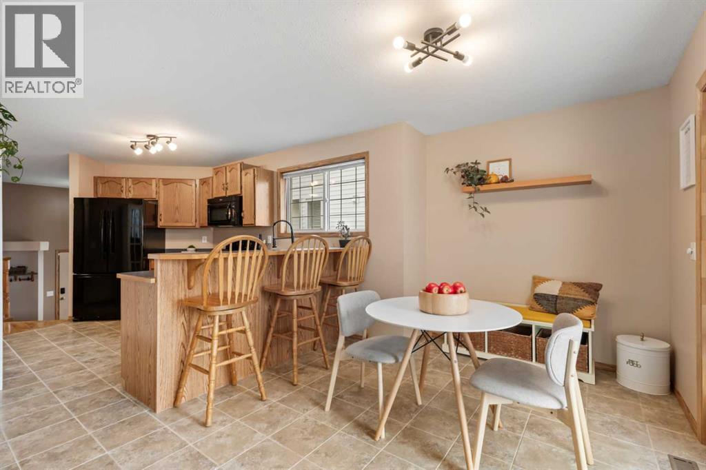 306 Coventry Road Ne, Calgary, Alberta  T3K 5K5 - Photo 8 - A2270908