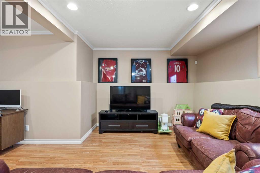 306 Coventry Road Ne, Calgary, Alberta  T3K 5K5 - Photo 27 - A2270908