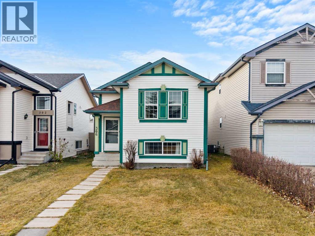 306 Coventry Road NE, Calgary, Alberta