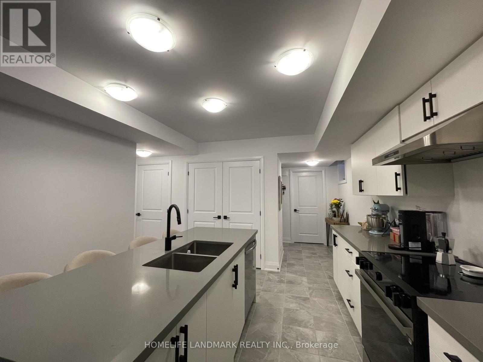 Basement - 19 Gateway Drive, Barrie, Ontario  L9J 0Y1 - Photo 7 - S12587316