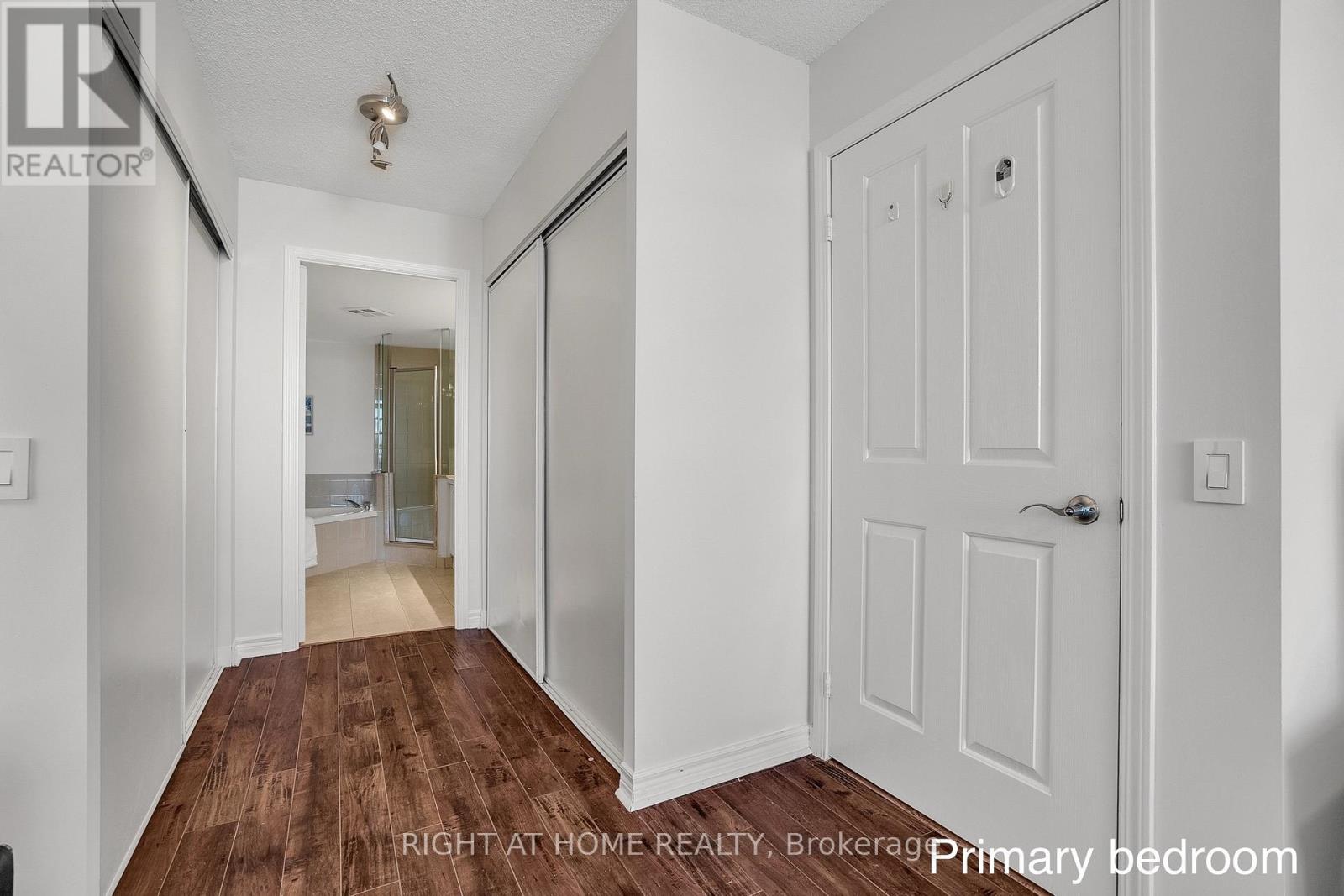 1601 - 152 St. Patrick Street, Toronto, Ontario  M5T 3J9 - Photo 10 - C12588960