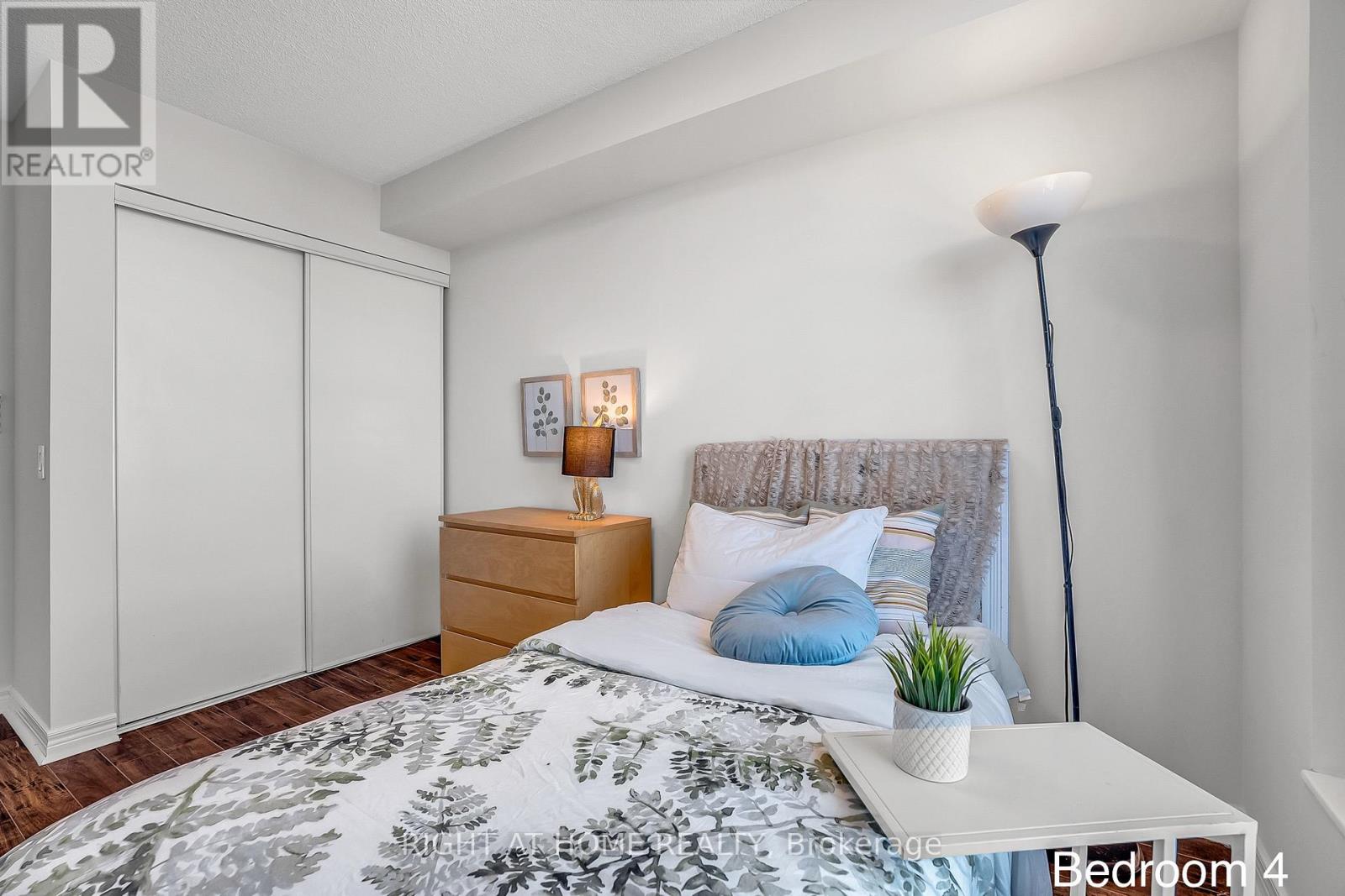 1601 - 152 St. Patrick Street, Toronto, Ontario  M5T 3J9 - Photo 16 - C12588960