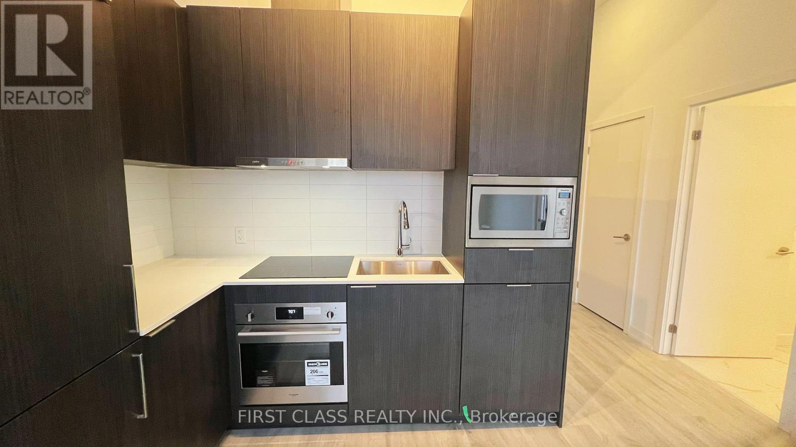 911 - 7 Golden Lion Heights, Toronto, Ontario  M2M 0C1 - Photo 4 - C12588970