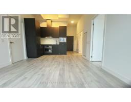 911 - 7 GOLDEN LION HEIGHTS