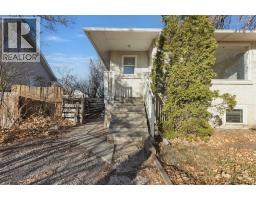 2139 5 Avenue N Westminster