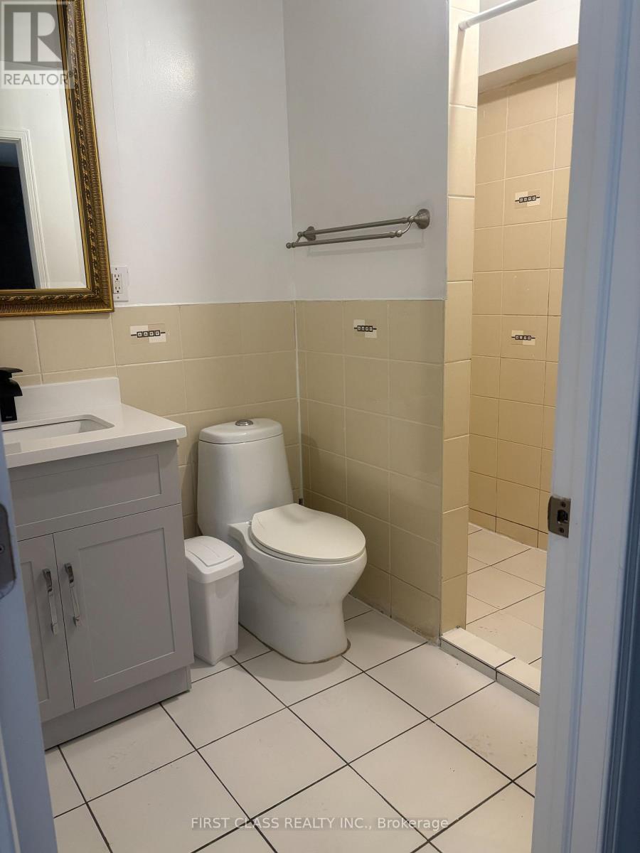 131 Santa Maria Trail, Vaughan, Ontario  L6A 3G9 - Photo 14 - N12587130