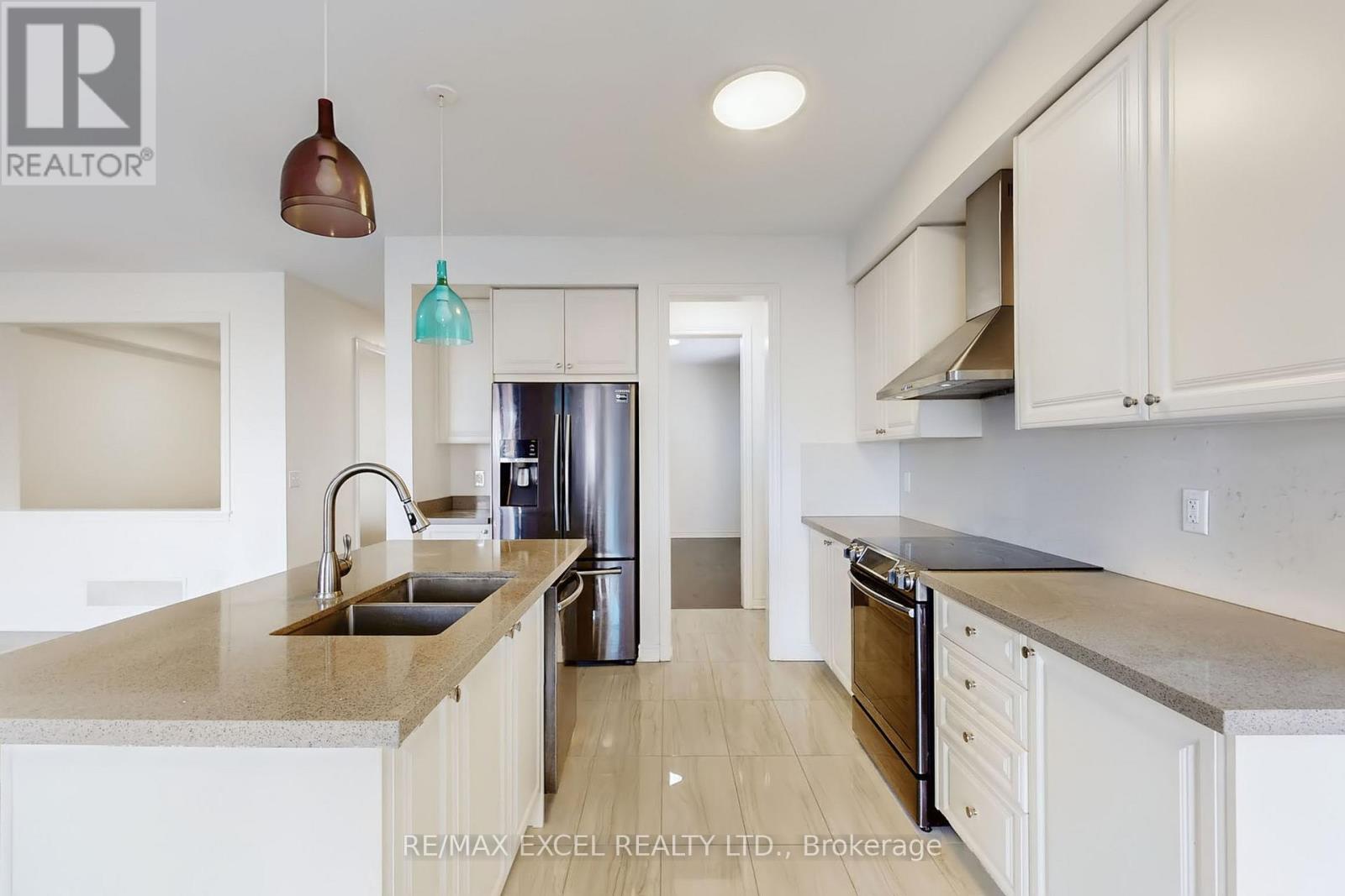 6 Kavanagh Avenue, East Gwillimbury, Ontario L0G 1V0 - Photo 18 - N12588988