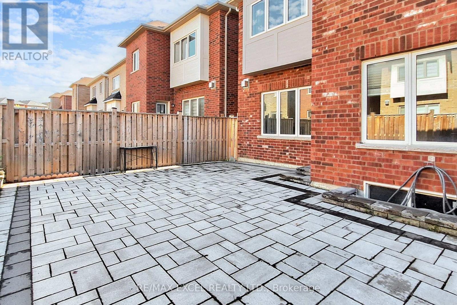 6 Kavanagh Avenue, East Gwillimbury, Ontario L0G 1V0 - Photo 48 - N12588988