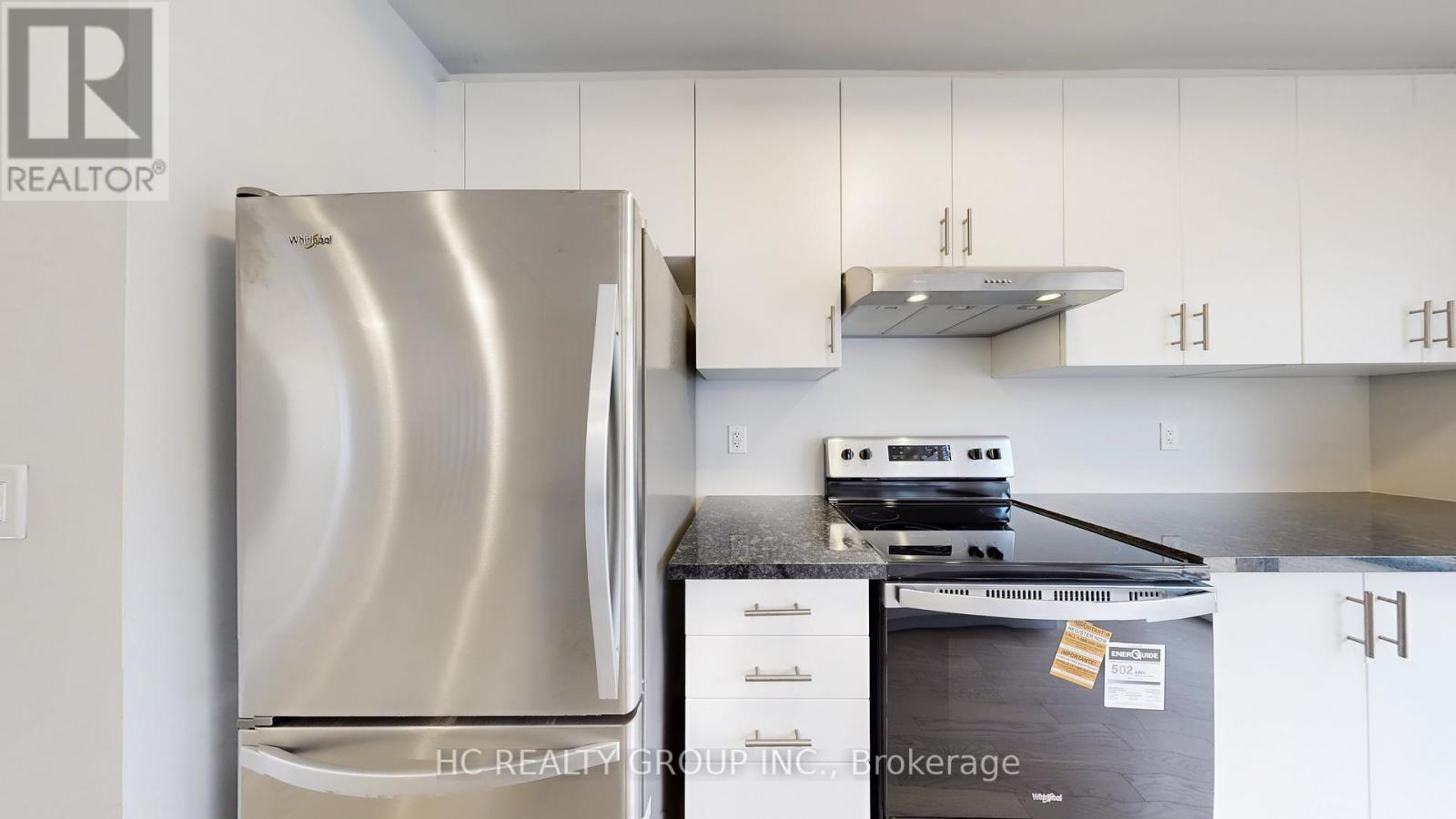 46 York Downs Boulevard, Markham, Ontario L6C 3K3 - Photo 11 - N12588990