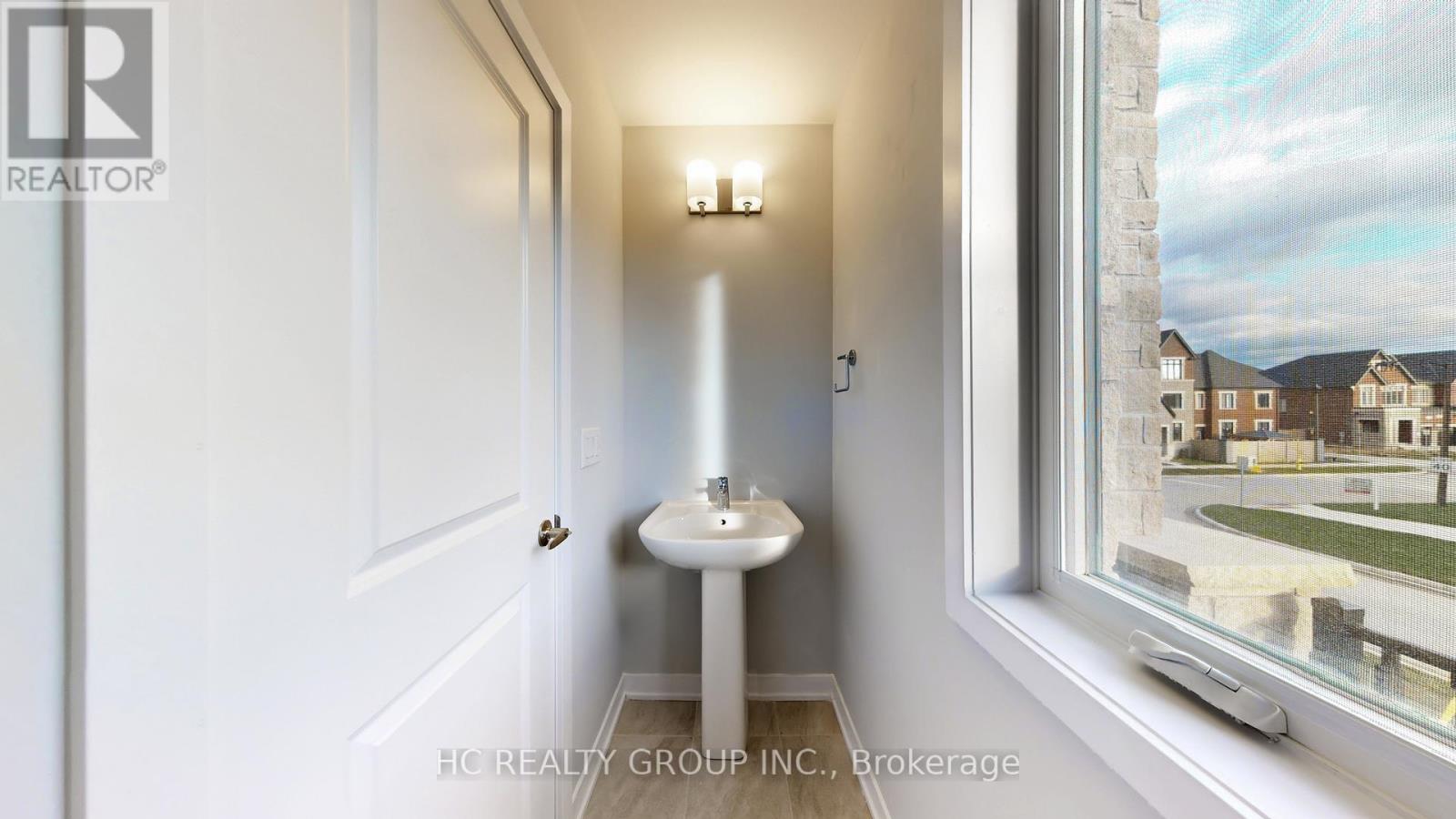 46 York Downs Boulevard, Markham, Ontario L6C 3K3 - Photo 15 - N12588990