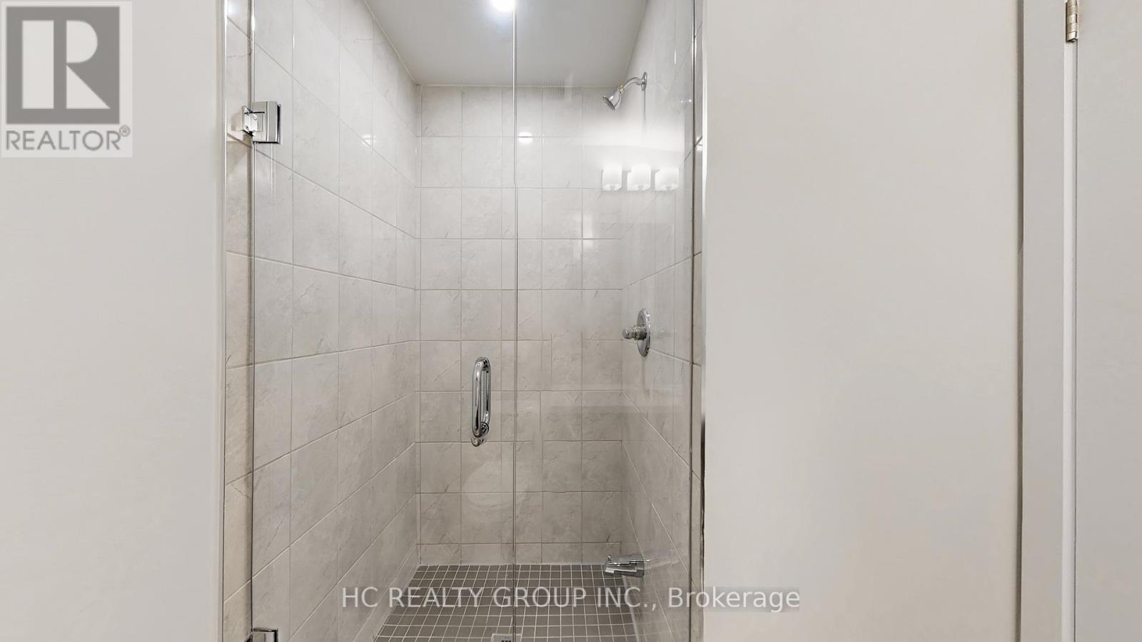 46 York Downs Boulevard, Markham, Ontario L6C 3K3 - Photo 29 - N12588990