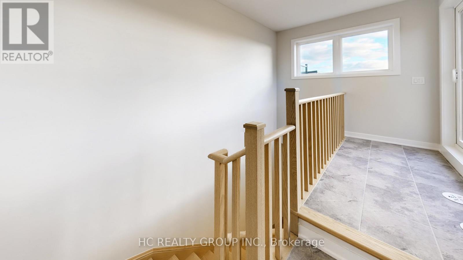 46 York Downs Boulevard, Markham, Ontario L6C 3K3 - Photo 34 - N12588990