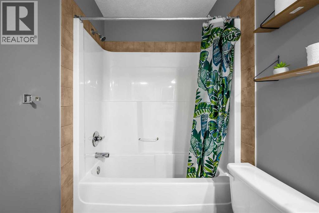 201 Morningside Gardens Sw, Airdrie, Alberta  T4B 0C9 - Photo 13 - A2252532