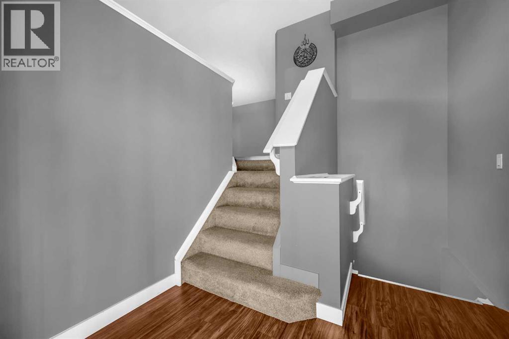 201 Morningside Gardens Sw, Airdrie, Alberta  T4B 0C9 - Photo 2 - A2252532