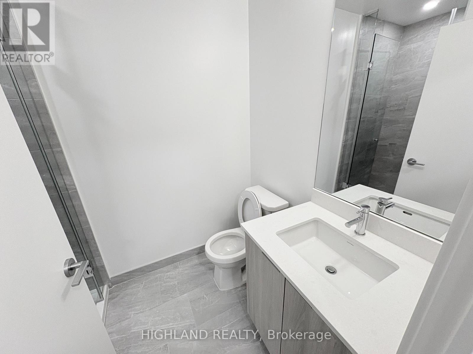 2609 - 395 Square One Drive, Mississauga, Ontario  L5B 0P6 - Photo 3 - W12588986