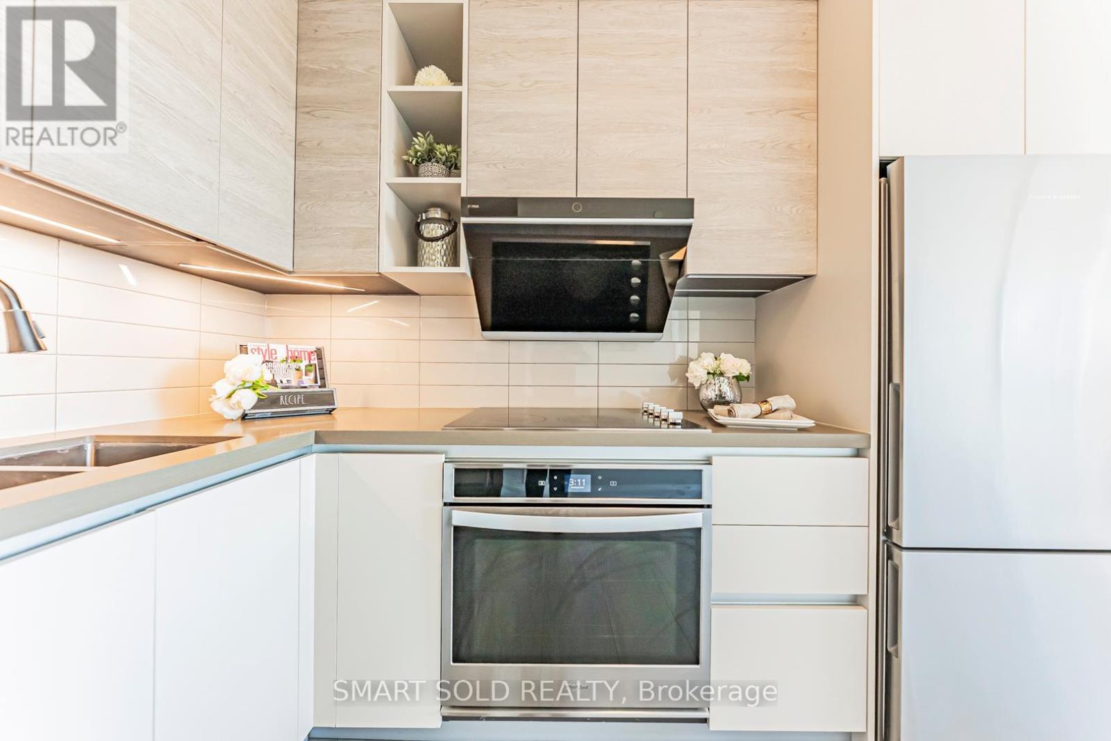 1012 - 398 Hwy 7 E, Richmond Hill, Ontario  L4B 0G6 - Photo 14 - N12467396