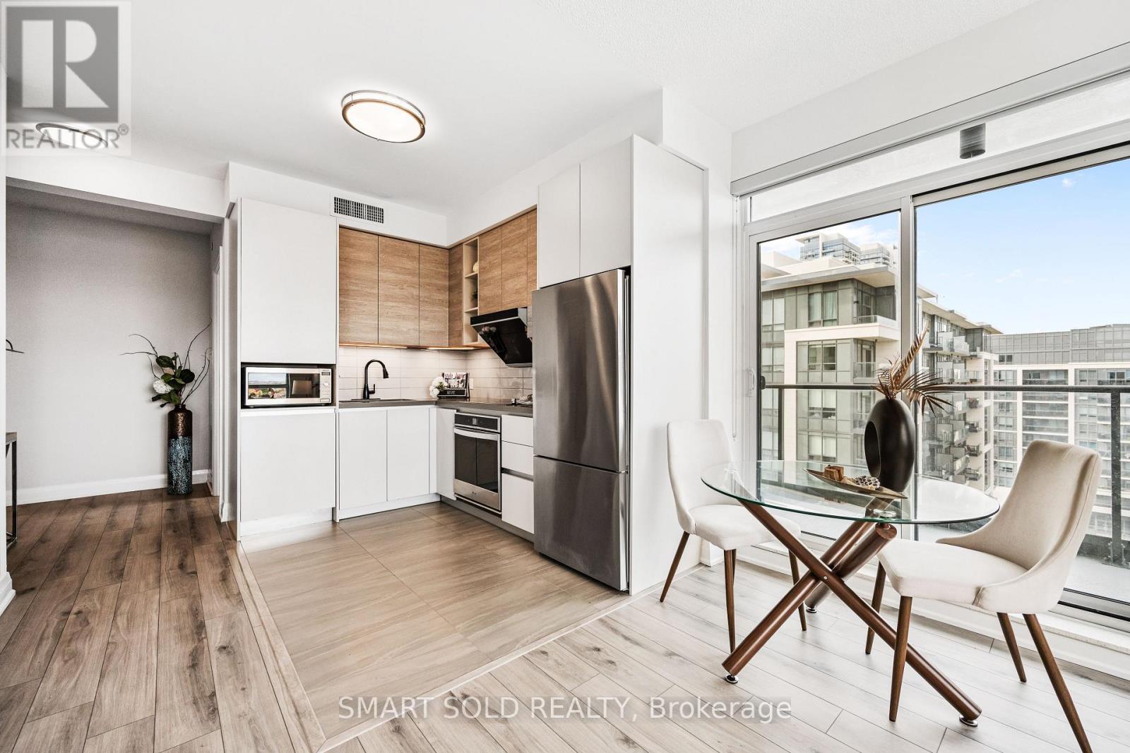 1012 - 398 Hwy 7 E, Richmond Hill, Ontario  L4B 0G6 - Photo 8 - N12467396