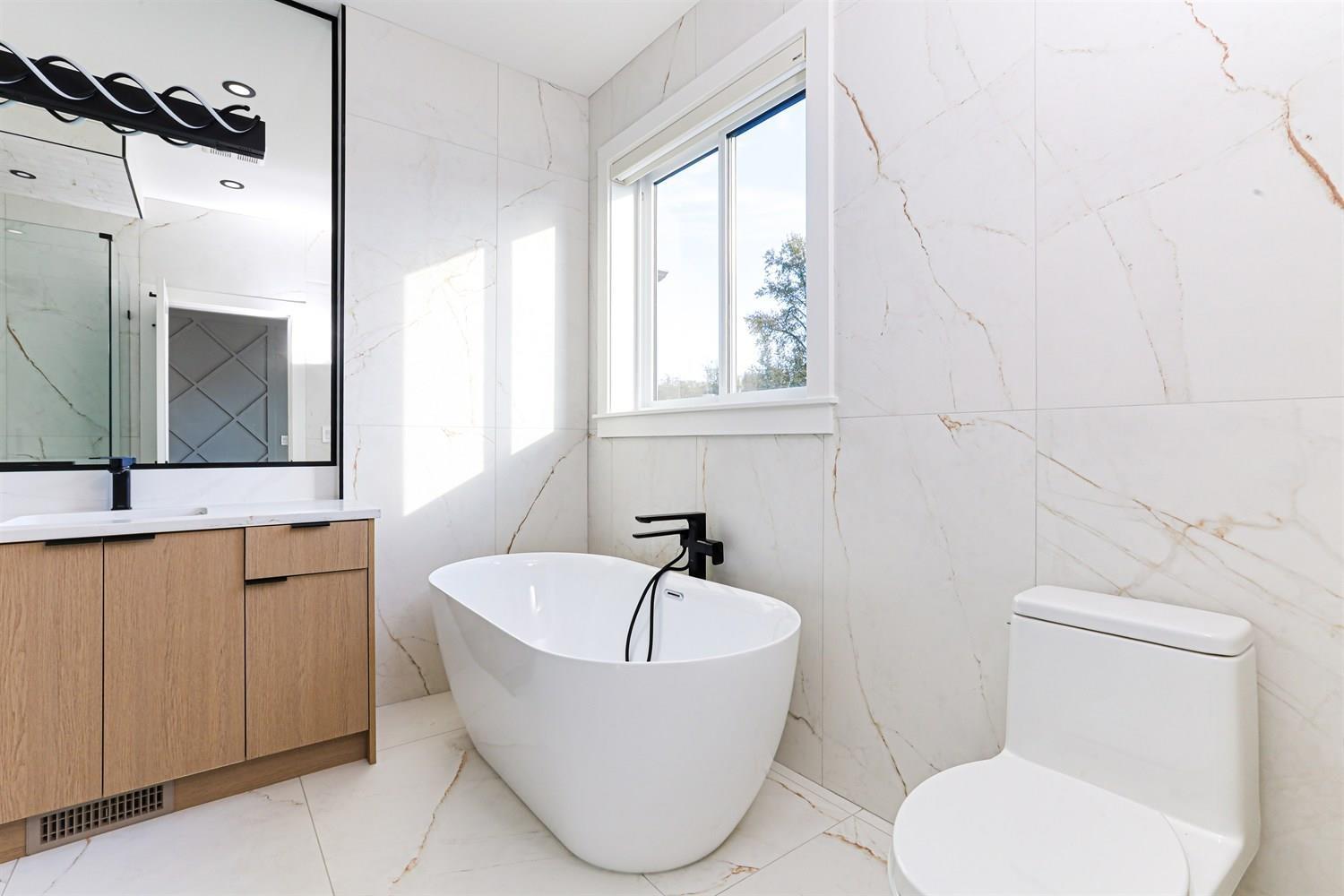 17144 1 Avenue, Surrey, British Columbia V3Z 9R2 - Photo 22 - R3070534