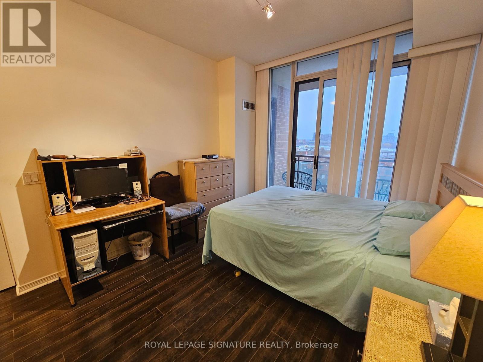 803 - 350 Red Maple Road, Richmond Hill, Ontario  L4C 0T5 - Photo 12 - N12580834