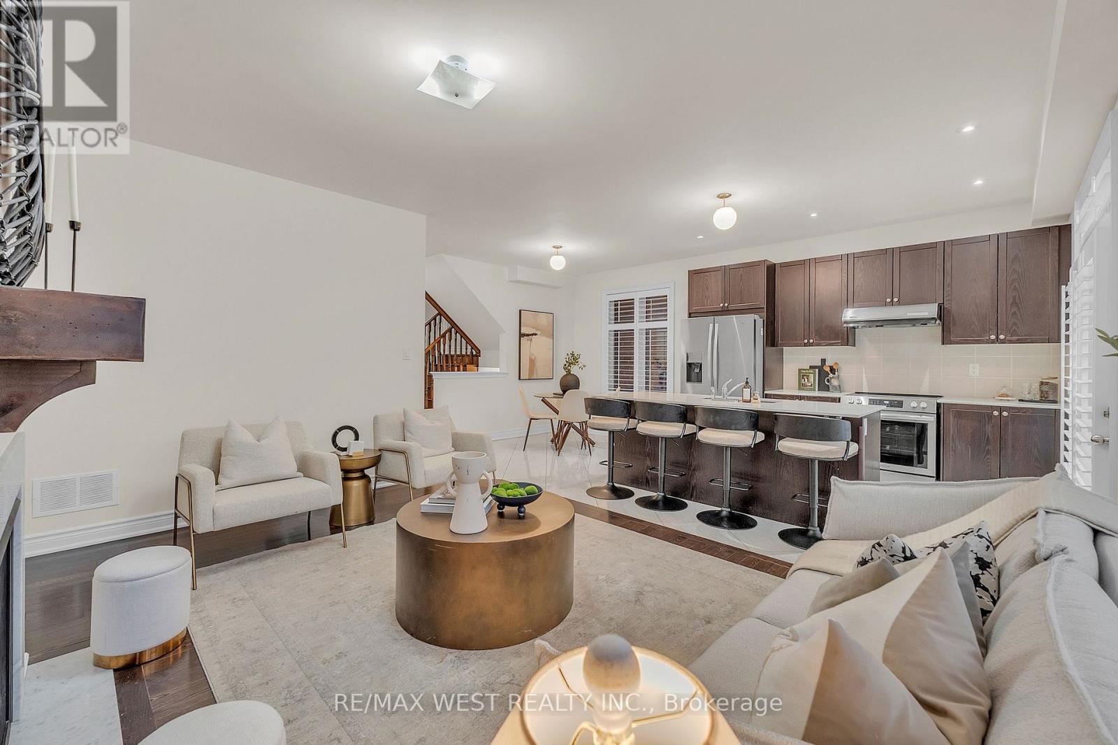 79 Algoma Drive N, Vaughan, Ontario  L4H 4H6 - Photo 11 - N12587964