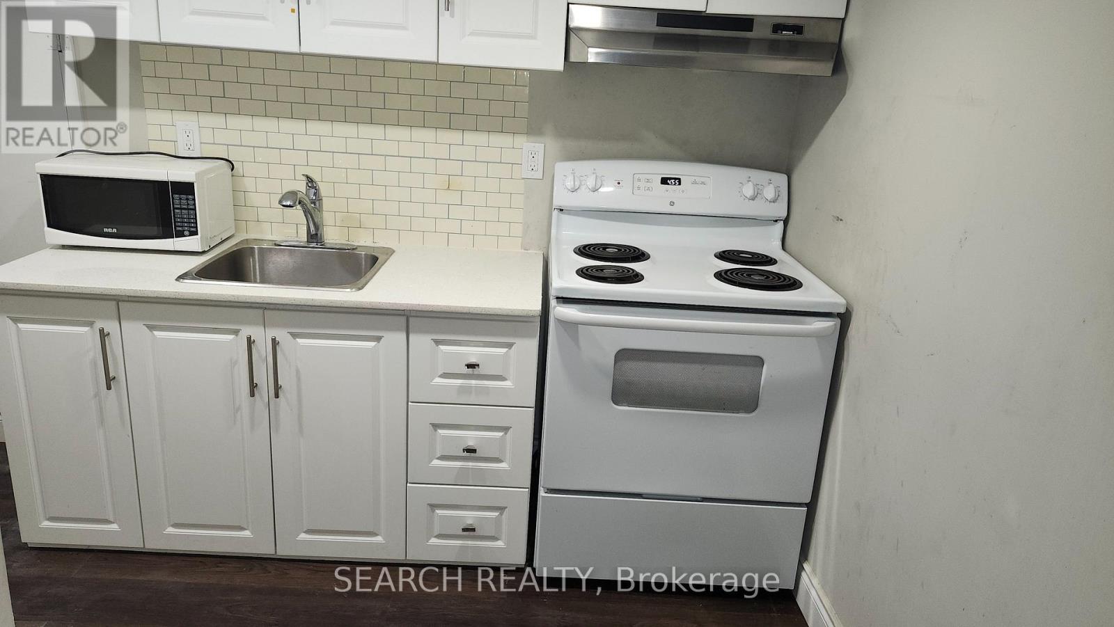 Basement - 3492 Fountain Park Avenue W, Mississauga, Ontario  L5M 7E5 - Photo 6 - W12454601