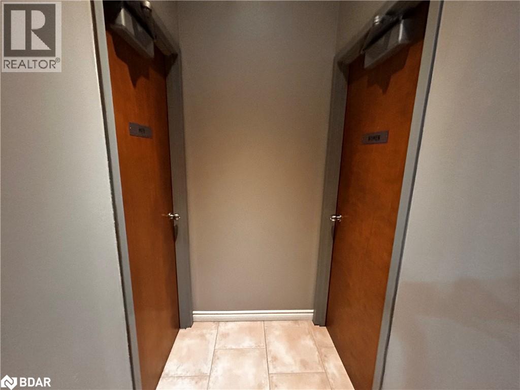 49 Essa Road Unit# 1, Barrie, Ontario L4N 3K4 - Photo 18 - 40773699