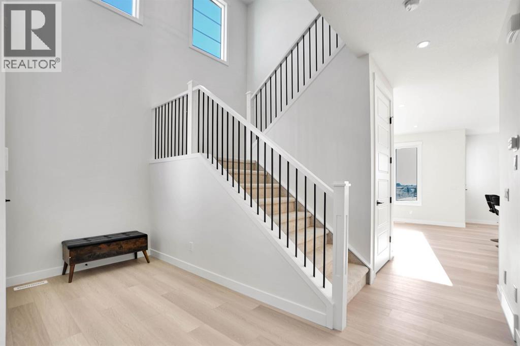 126 Waterstone Way, Chestermere, Alberta  T1X 3B2 - Photo 12 - A2269077