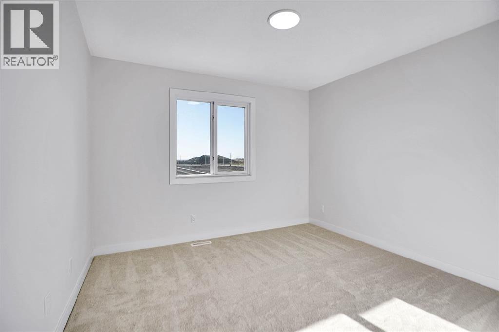 126 Waterstone Way, Chestermere, Alberta  T1X 3B2 - Photo 33 - A2269077