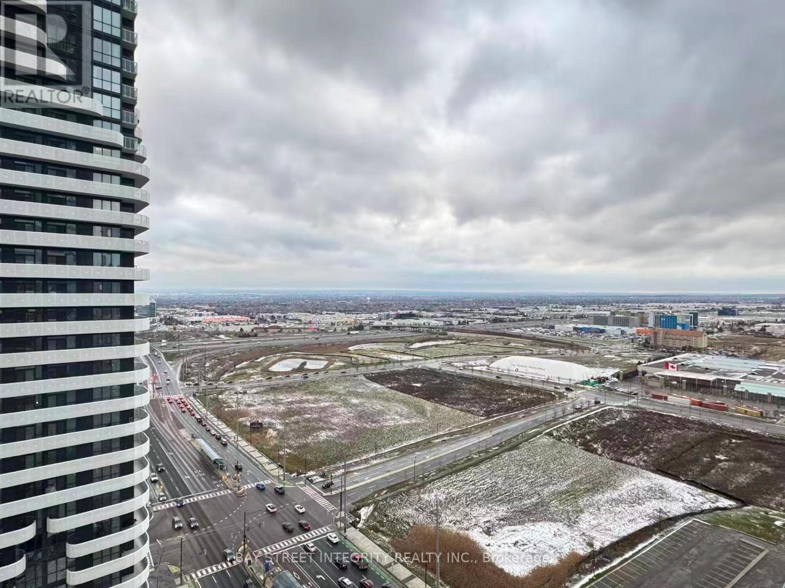 2601 - 8 Interchange Way, Vaughan, Ontario  L4K 0R2 - Photo 11 - N12569508