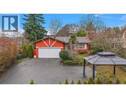 4000 Cedar Hill Rd Mt Doug