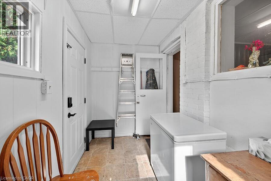 174 East 23rd Street, Hamilton, Ontario  L8V 2X1 - Photo 16 - 40781065