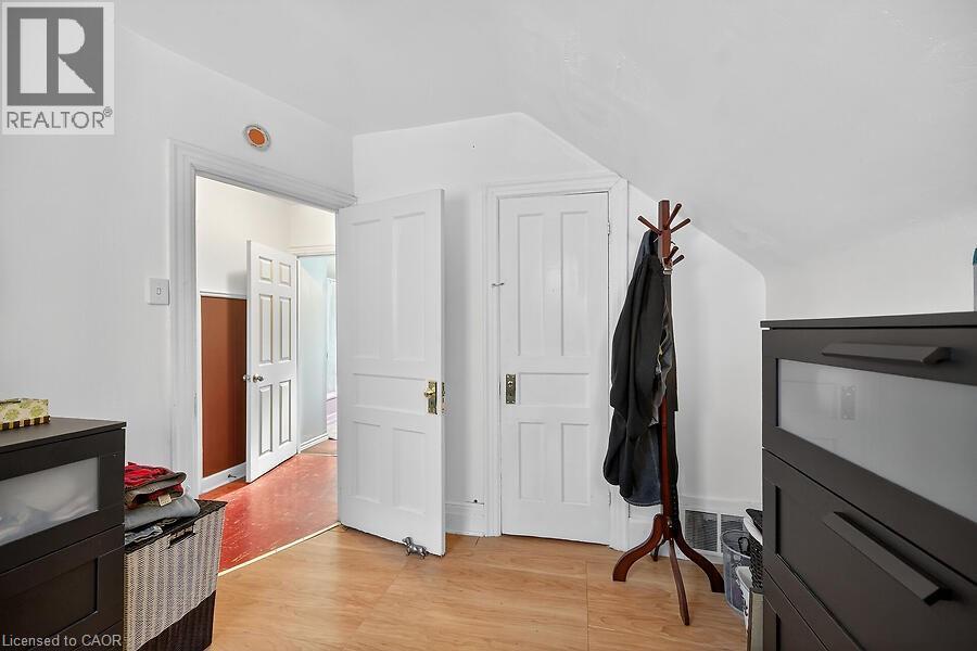 174 East 23rd Street, Hamilton, Ontario  L8V 2X1 - Photo 26 - 40781065