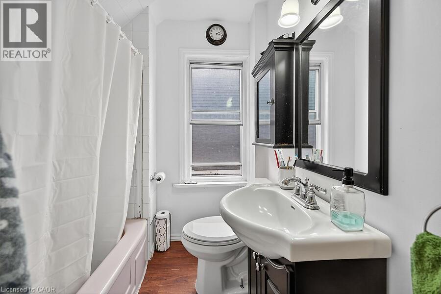 174 East 23rd Street, Hamilton, Ontario  L8V 2X1 - Photo 29 - 40781065