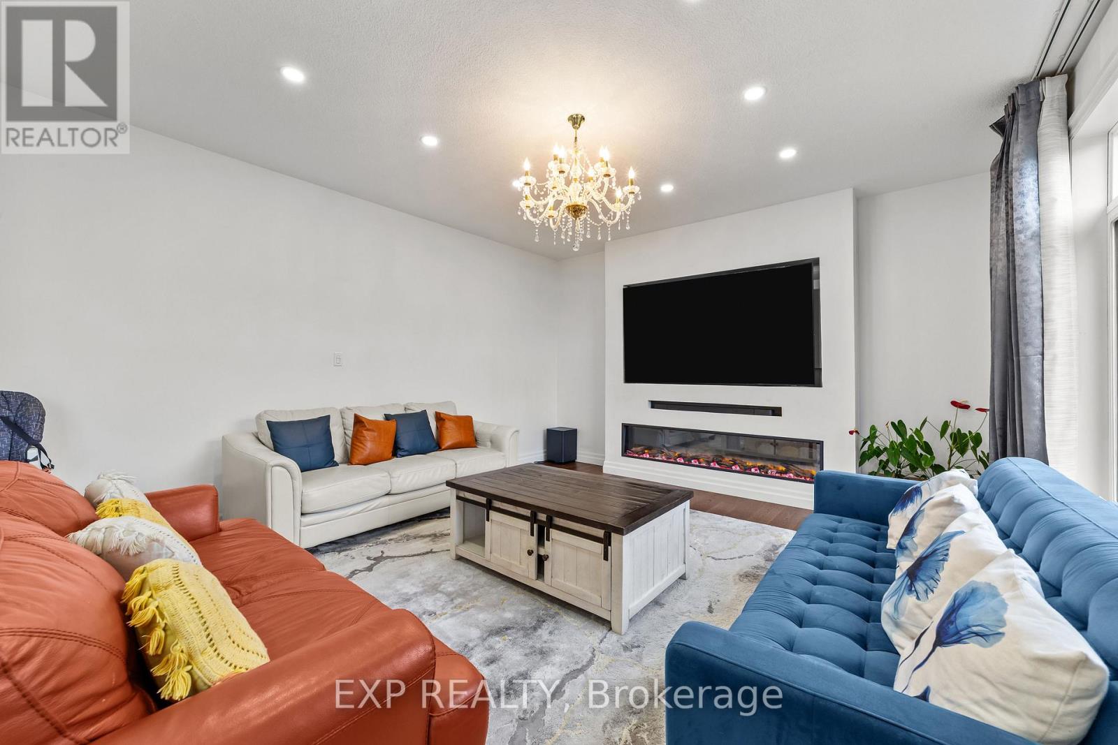 222 Boardwalk Way, Thames Centre, Ontario  N0L 1G2 - Photo 15 - X12589020