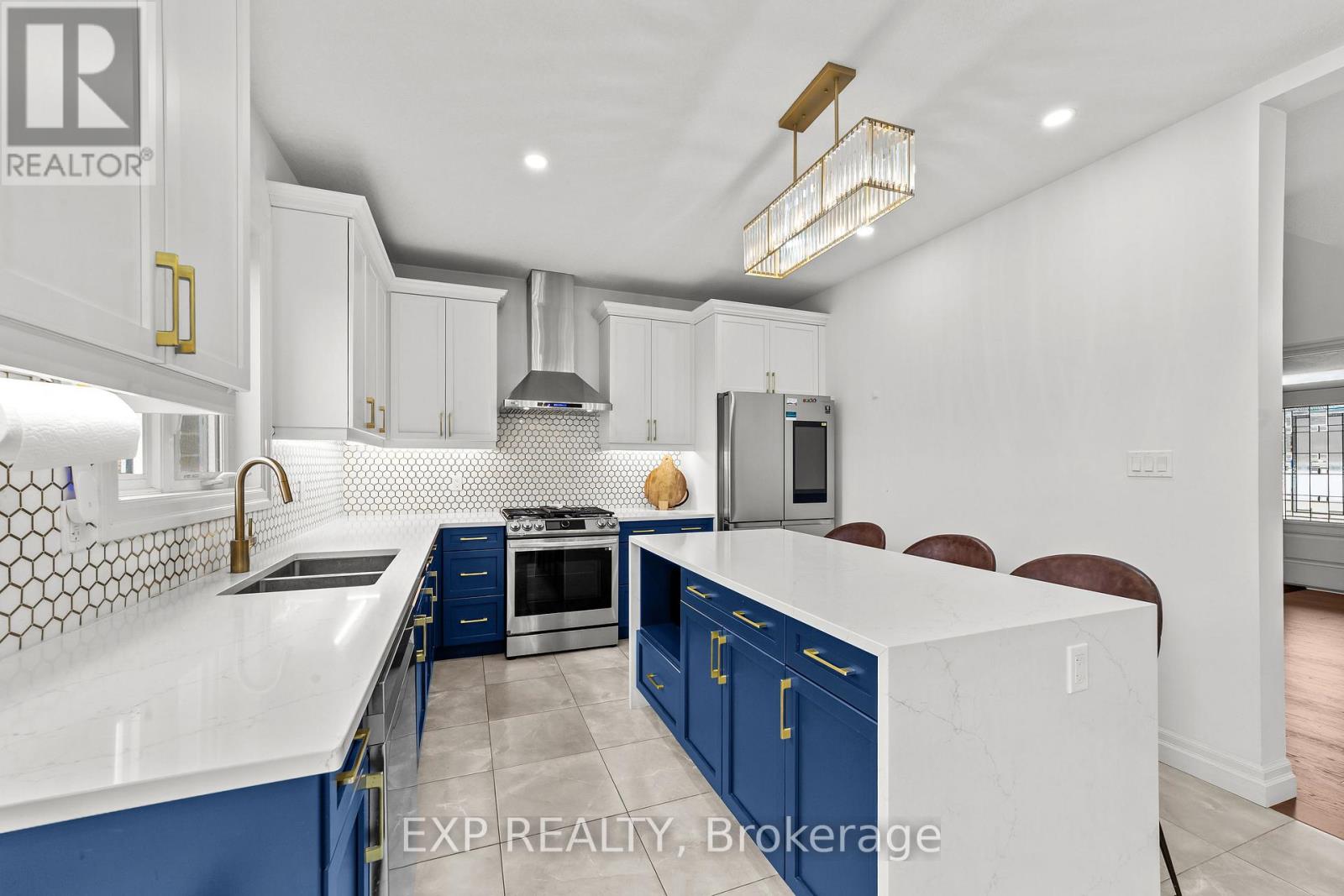 222 Boardwalk Way, Thames Centre, Ontario  N0L 1G2 - Photo 18 - X12589020