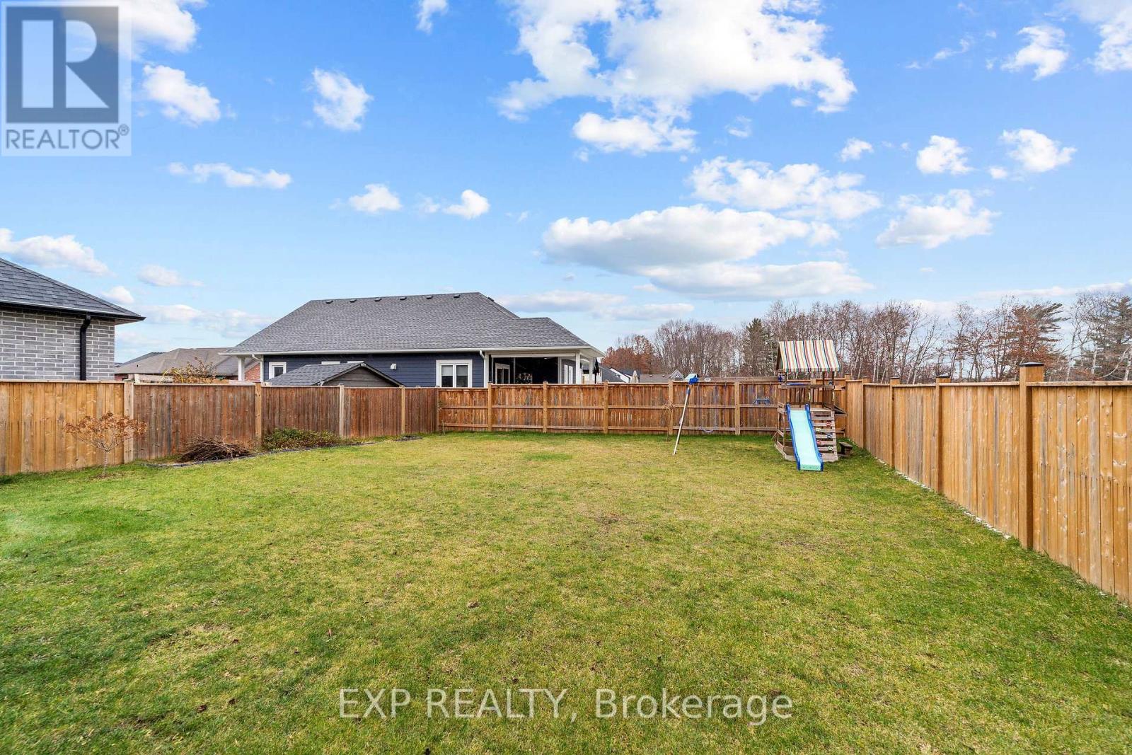 222 Boardwalk Way, Thames Centre, Ontario  N0L 1G2 - Photo 6 - X12589020