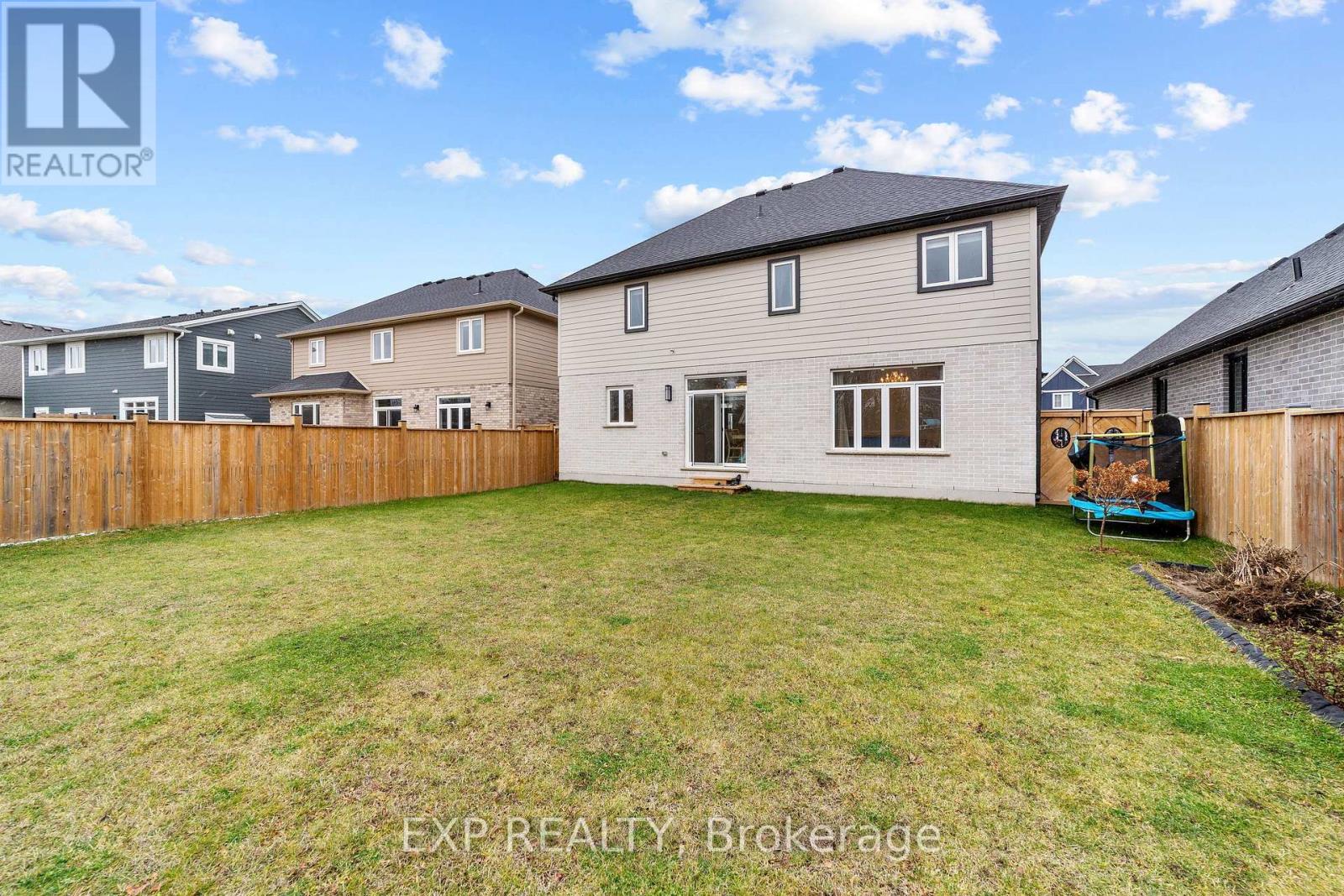 222 Boardwalk Way, Thames Centre, Ontario  N0L 1G2 - Photo 8 - X12589020