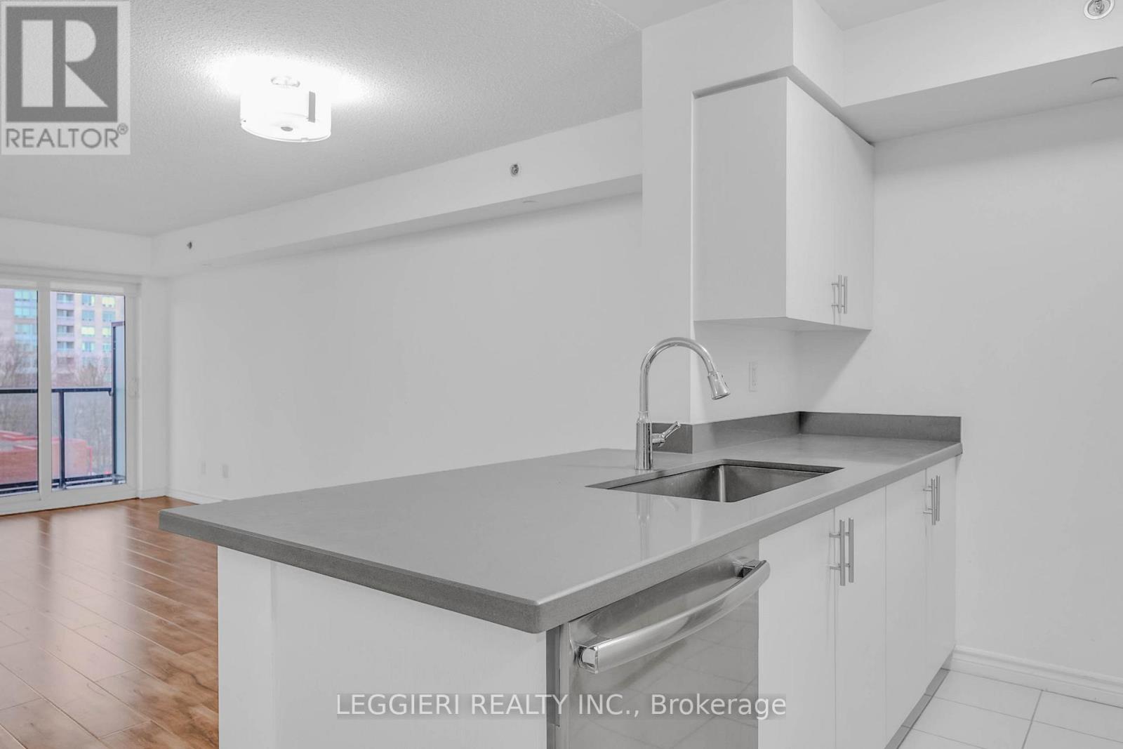 522 - 35 Saranac Boulevard, Toronto, Ontario M6A 2G4 - Photo 11 - C12589008