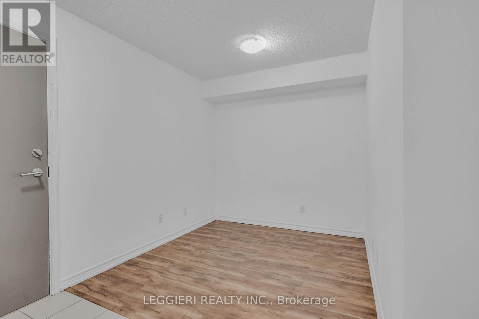 522 - 35 Saranac Boulevard, Toronto, Ontario M6A 2G4 - Photo 17 - C12589008