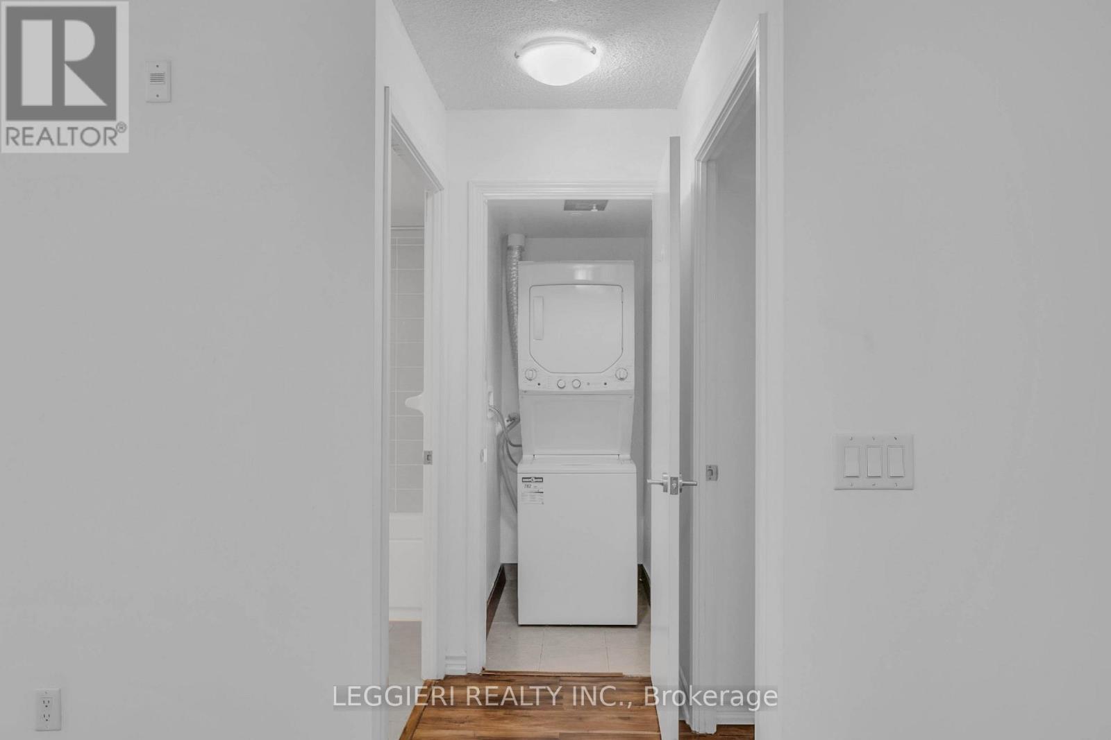 522 - 35 Saranac Boulevard, Toronto, Ontario M6A 2G4 - Photo 19 - C12589008