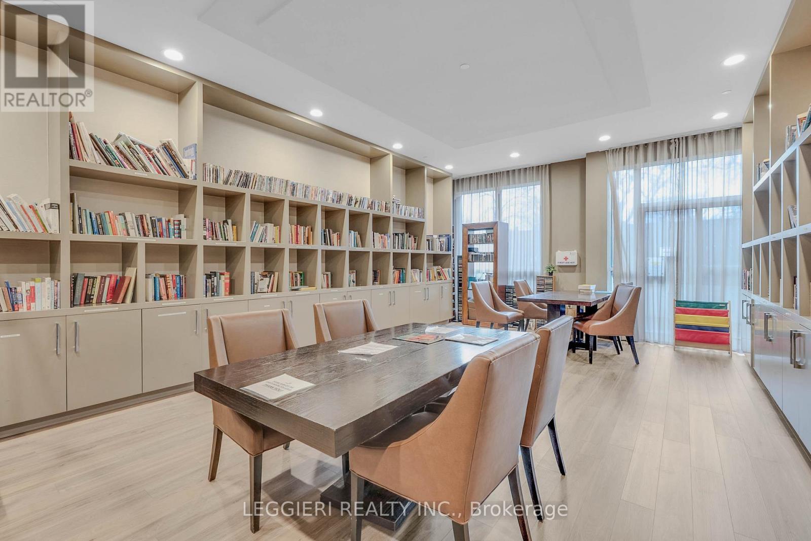 522 - 35 Saranac Boulevard, Toronto, Ontario M6A 2G4 - Photo 24 - C12589008