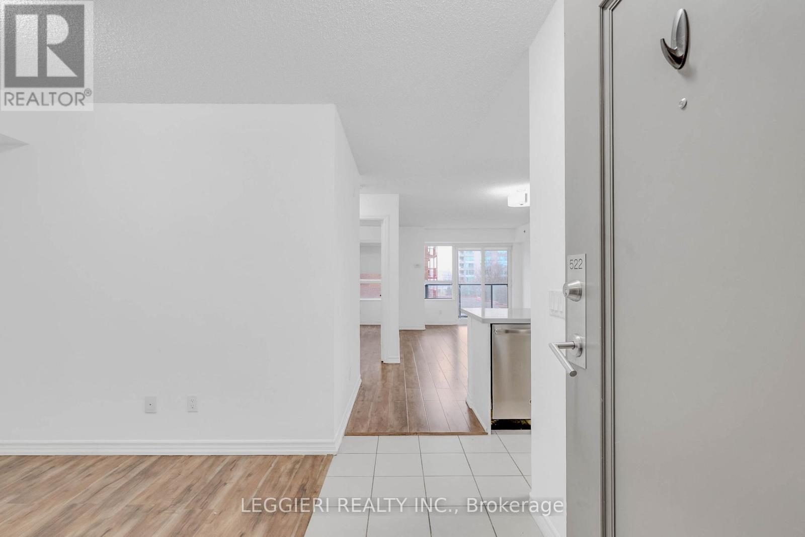 522 - 35 Saranac Boulevard, Toronto, Ontario M6A 2G4 - Photo 7 - C12589008